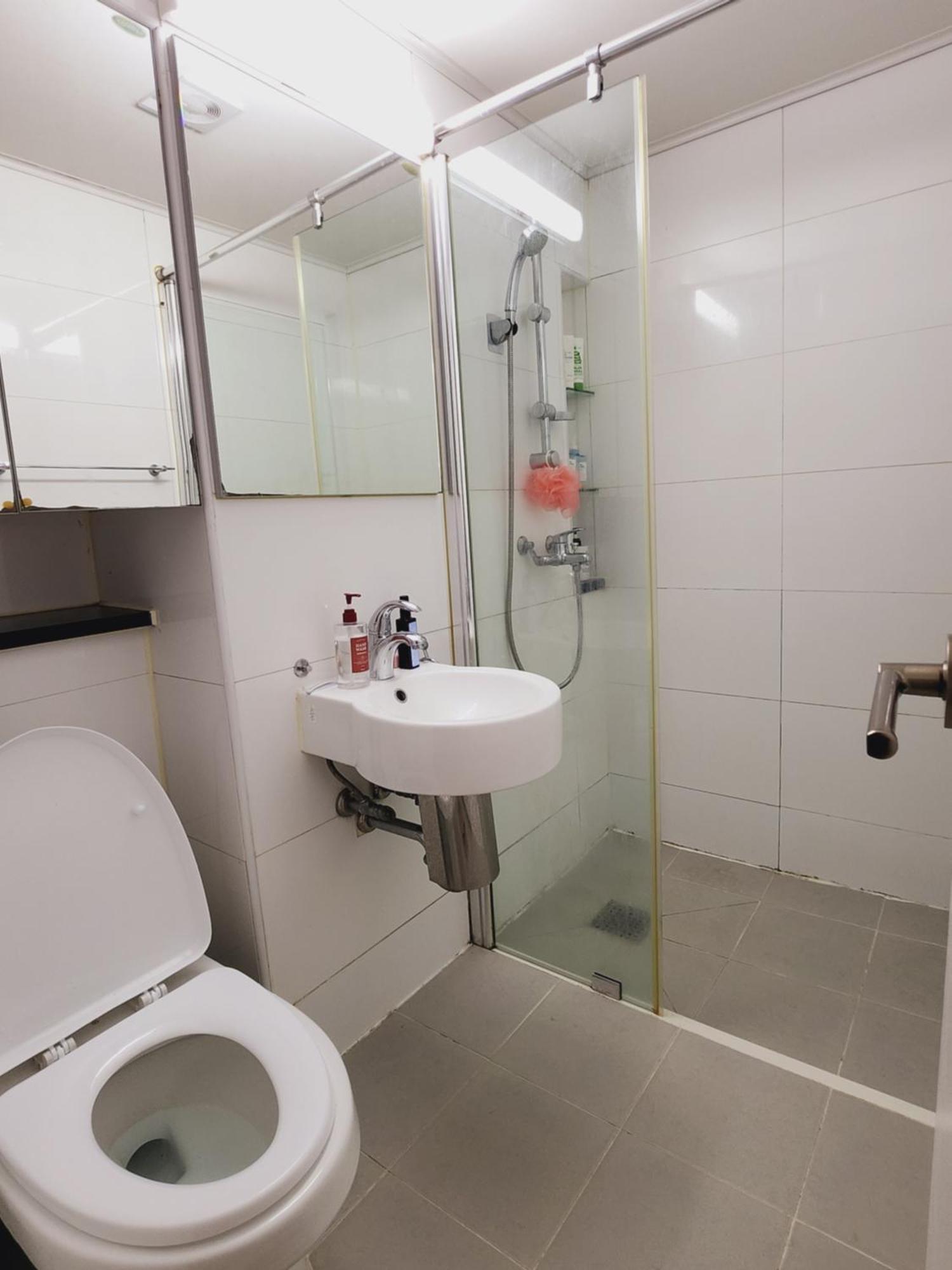 Seoul Apartment